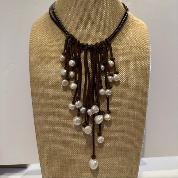 NWT Chico’s Boho Necklace “Brown Pearl Prairie Sunset” Leather w/ fringe tassel - Picture 6 of 13